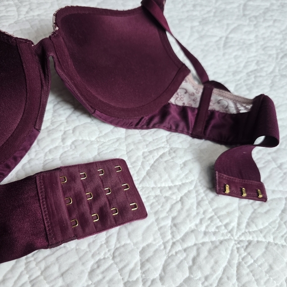 Victoria's Secret Very Sexy Push-up Bra - Burgundy Maroon 32B - Picture 10 of 14